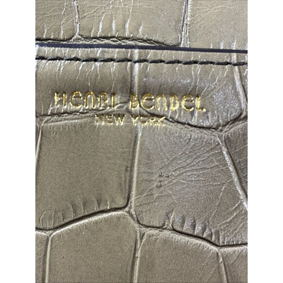 Henri Bendel New York Alligator Embossed Large Leather Handbag With Dust Bag - Picture 3 of 16